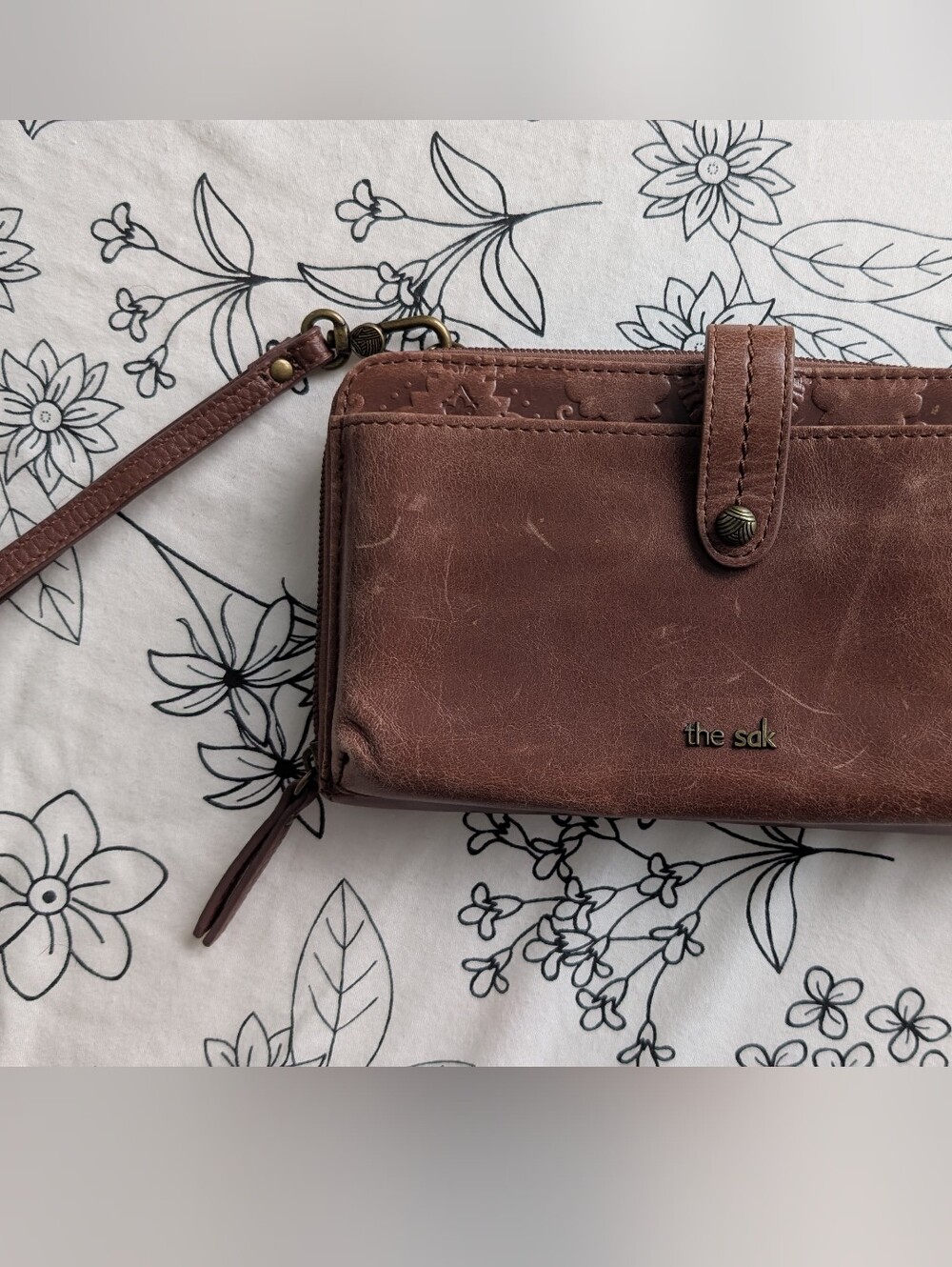 The Sak Brown Leather Wristlet Wallet